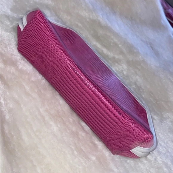 Lancôme pink croc pink leather  makeup bag - Picture 5 of 9